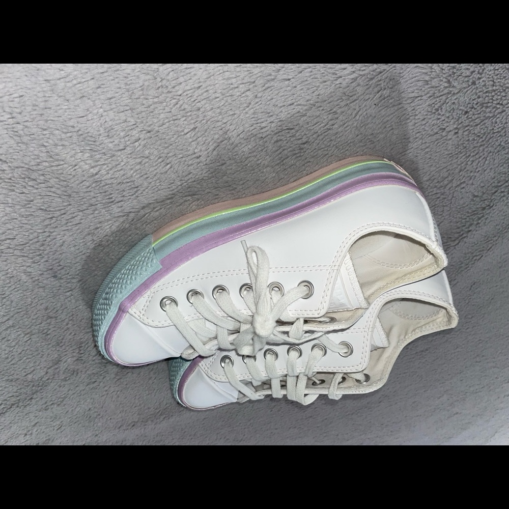 Rainbow platform Converse